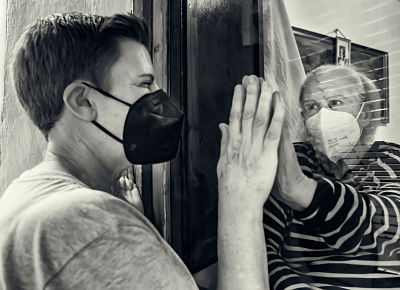 Obra titulada ‘Encuentro” de Felipe Jiménez Ordóñez, ganadora del segundo premio de Fotografía y Vídeo Generosidad 2021 de la Fundación CERMI Mujeres